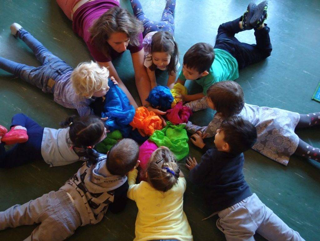 Kinder der Spielgruppe Elch